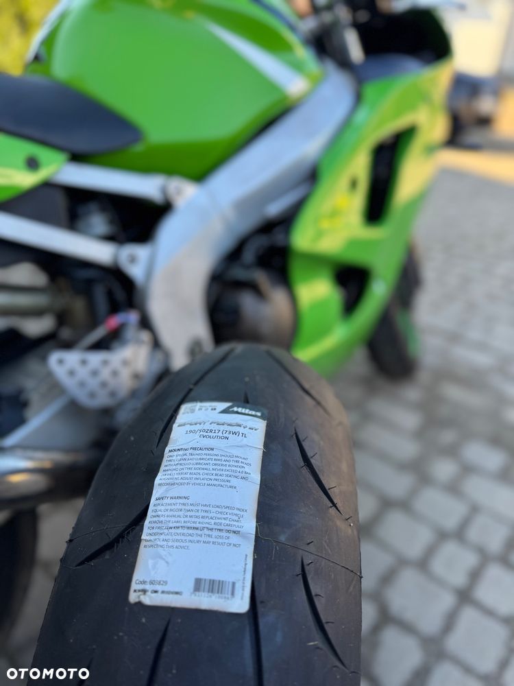 Kawasaki ZXR - 10