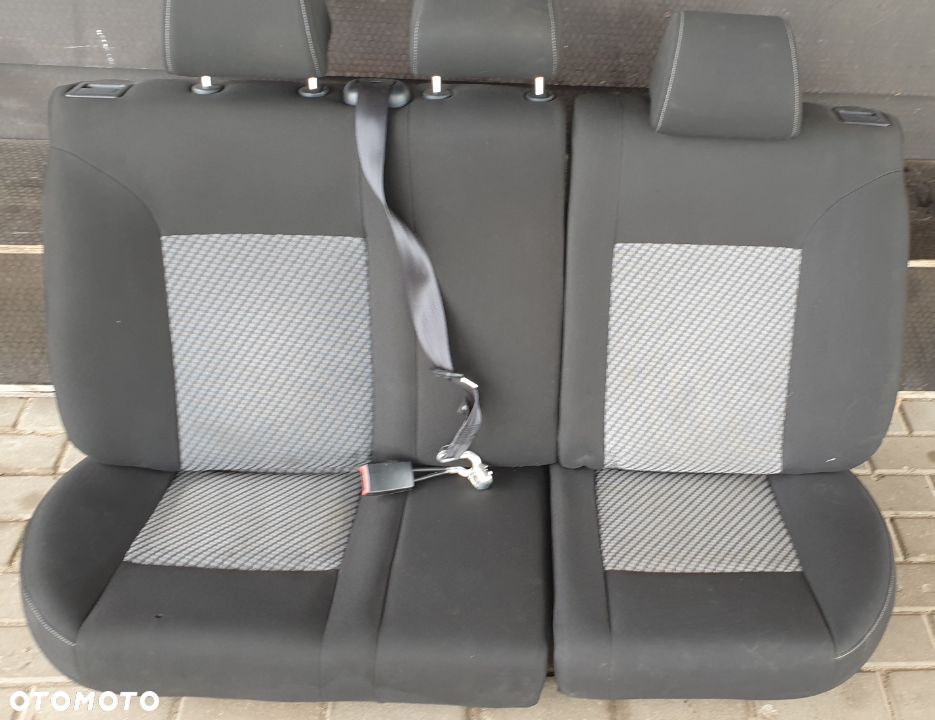 KANAPA TYŁ TYLNA SEAT CORDOBA II LIFT - 1