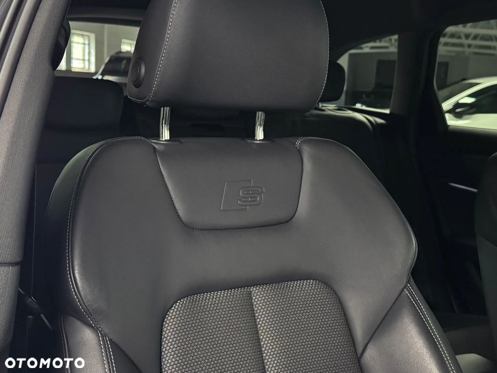 Audi A6 Avant 40 TDI quattro S tronic S line - 20