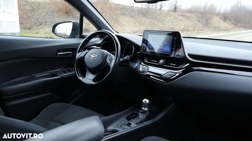 Toyota C-HR Business-Edition - 6
