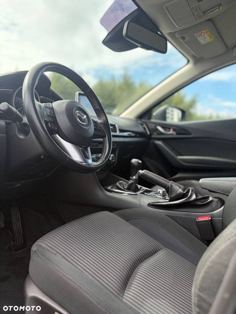 Mazda 3 - 10