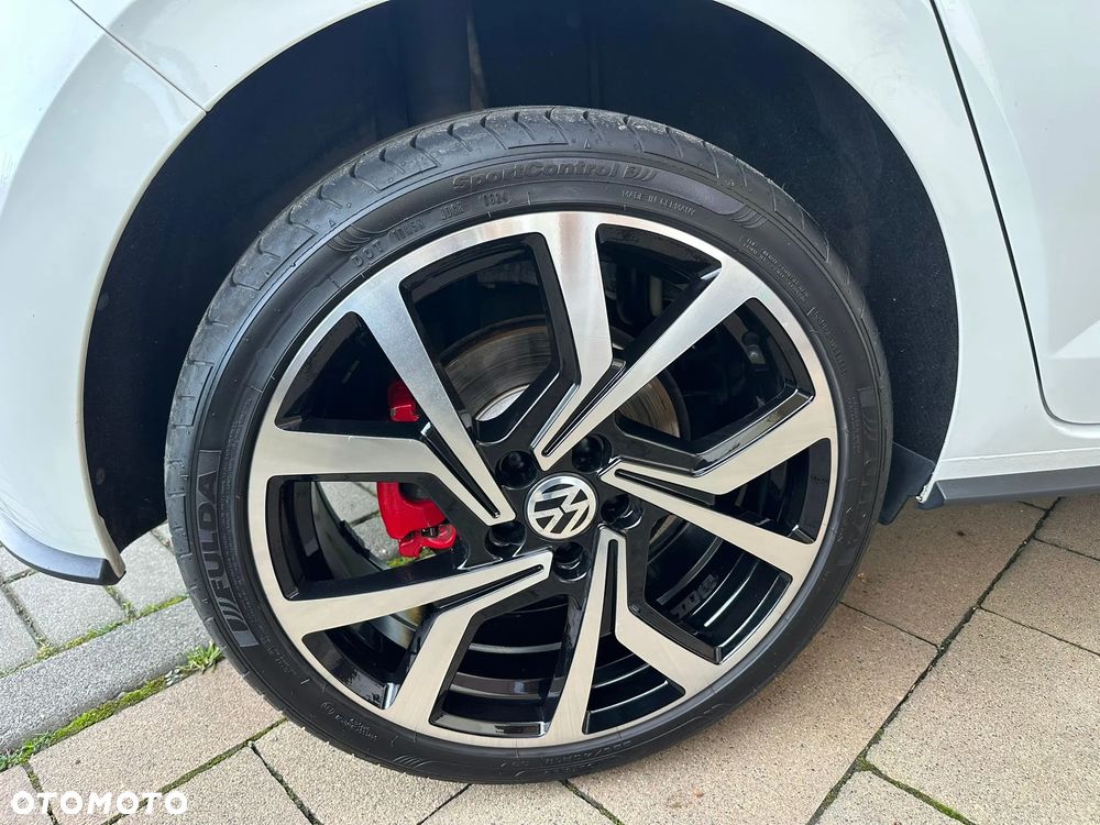 Volkswagen Polo 2.0 TSI DSG GTI - 30