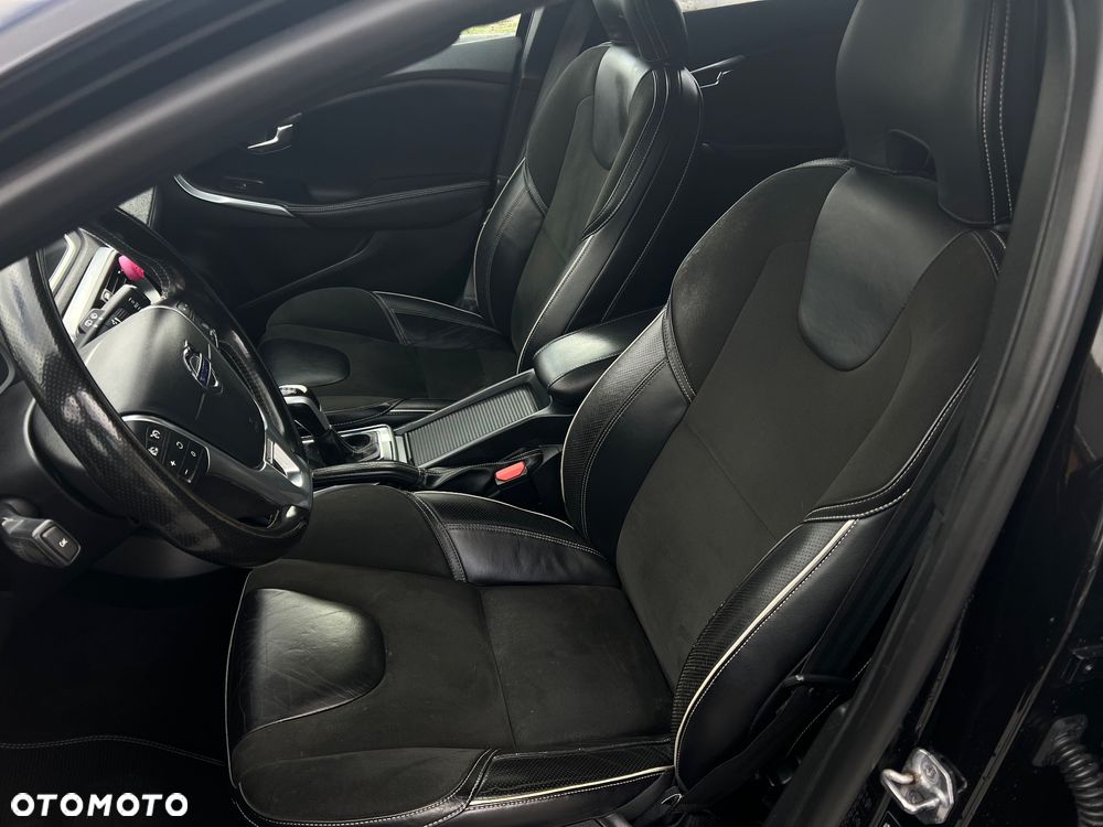 Volvo V40 D2 Drive-E R-Design Momentum - 7