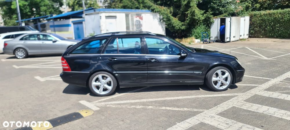 Mercedes-Benz Klasa C 200 Kompressor Automatik Avantgarde Sport Edition + - 8