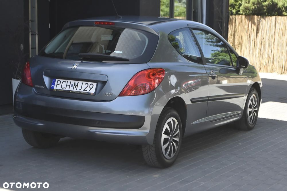 Peugeot 207 1.4 16V Trendy - 4