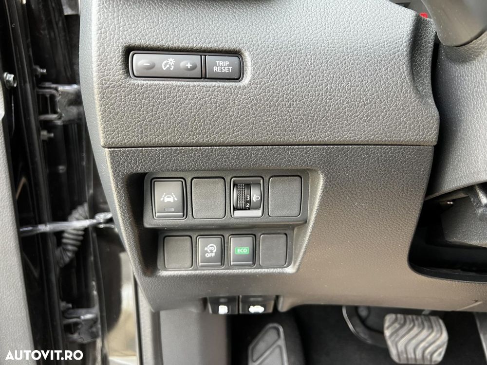 Nissan Qashqai 1.3 DIG-T DCT TEKNA - 25