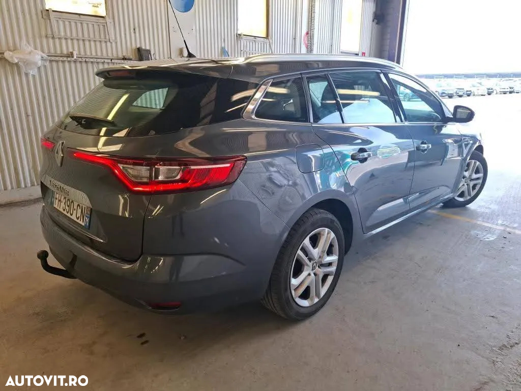 Renault Megane - 23