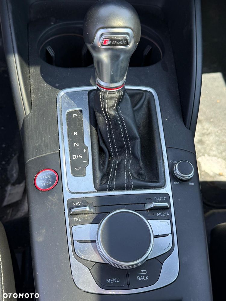 Audi S3 S tronic - 8