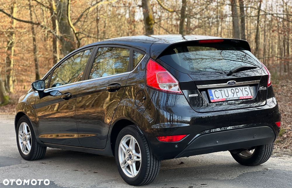 Ford Fiesta 1.0 Champions Edition - 4