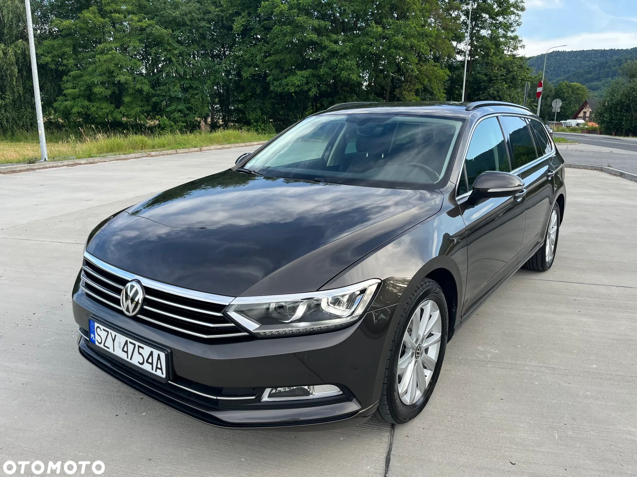 Volkswagen Passat Variant 2.0 TDI DSG (BlueMotion Technology) Comfortline - 1