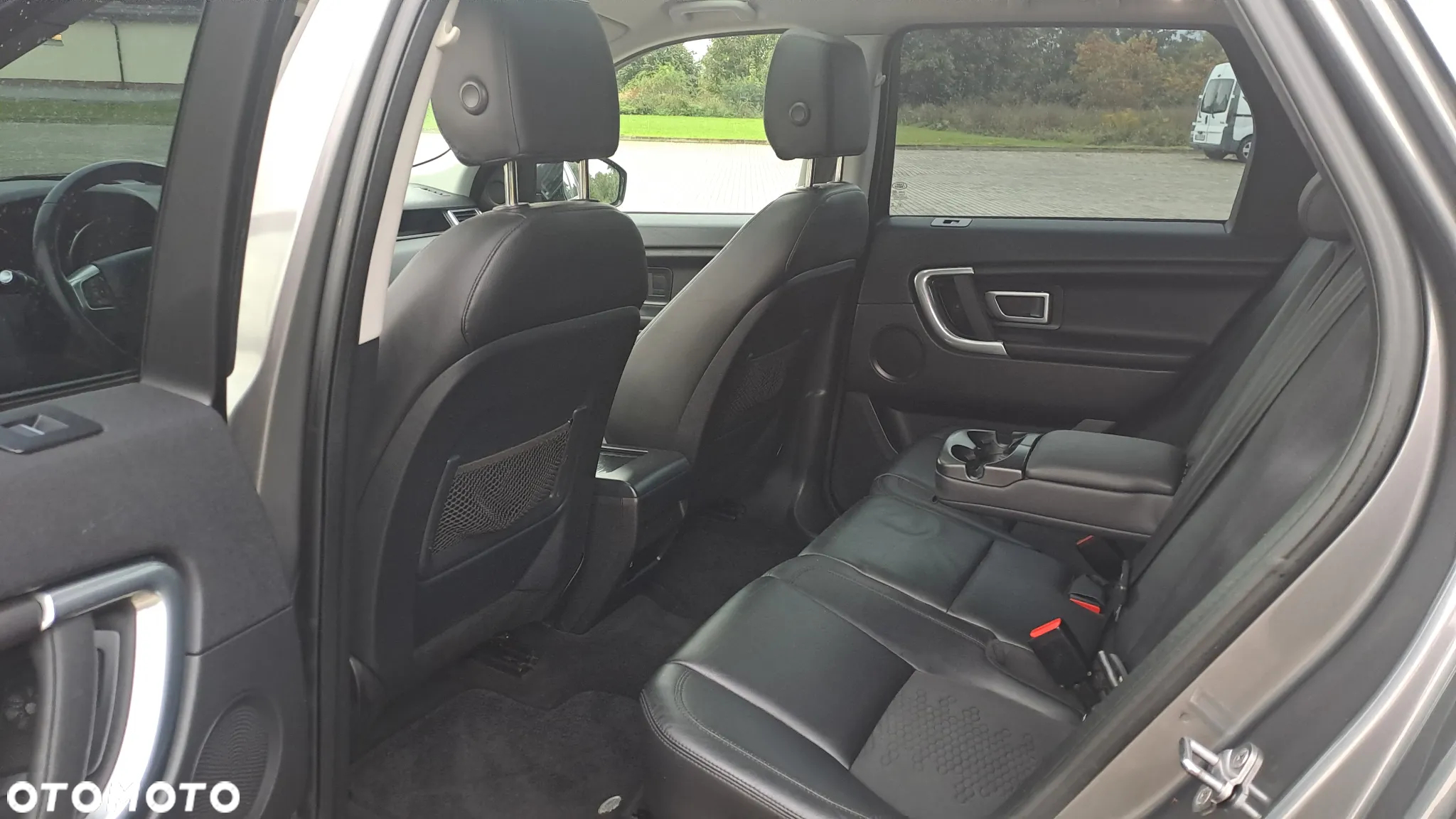 Land Rover Discovery Sport 2.0 D150 R-Dynamic S - 16