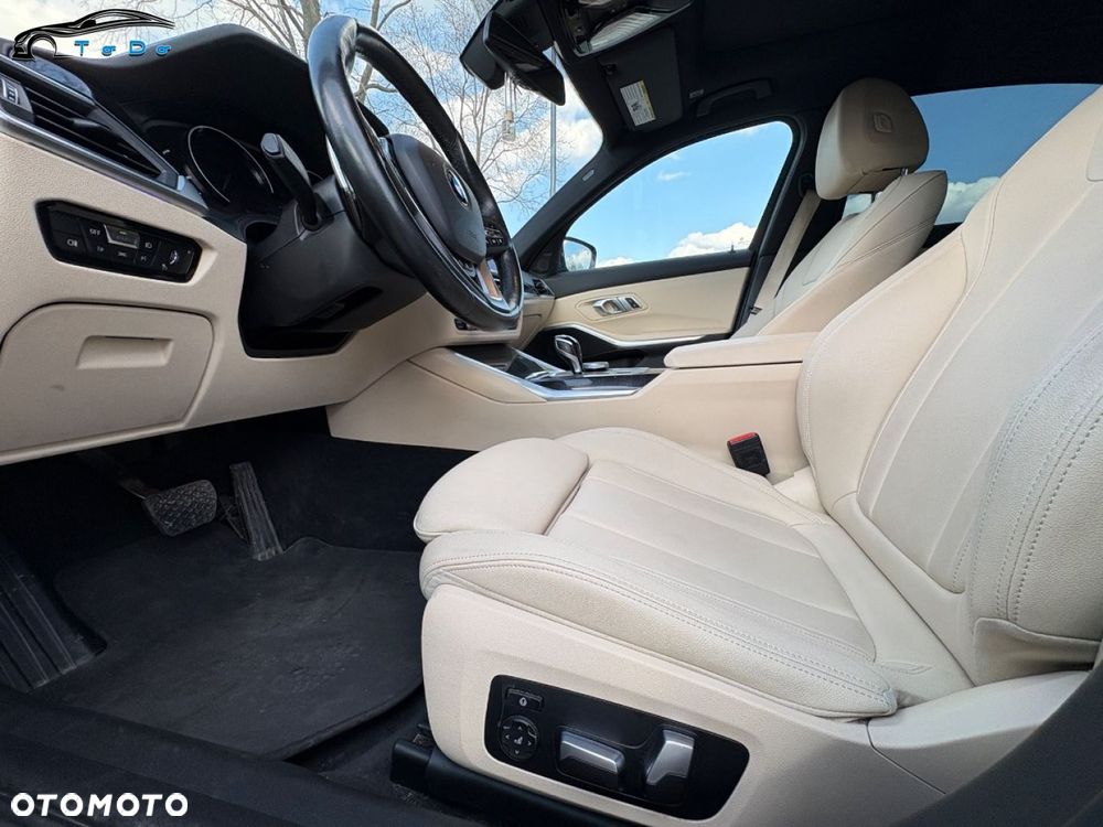 BMW Seria 3 330i GPF M Sport Shadow sport - 22