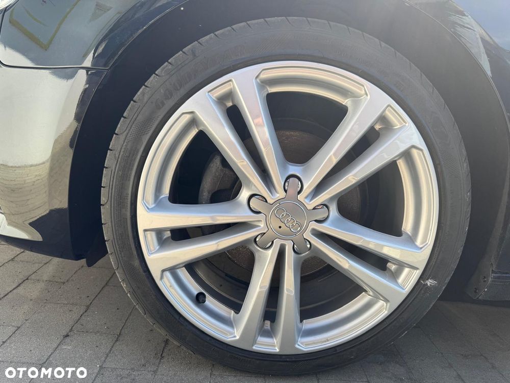 Audi A3 Sportback 1.6 TDI (clean diesel) S line Sportpaket - 24