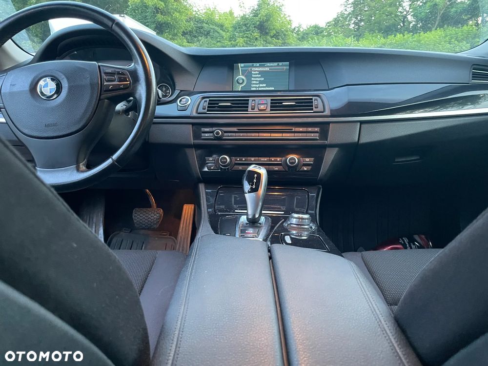 BMW Seria 5 520d - 5