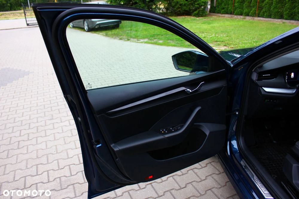 Skoda Octavia Combi 2.0 TDI Style - 30