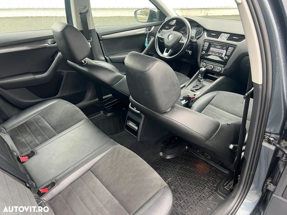 Skoda Octavia Combi 2.0 TDI 4x4 DSG Scout - 19