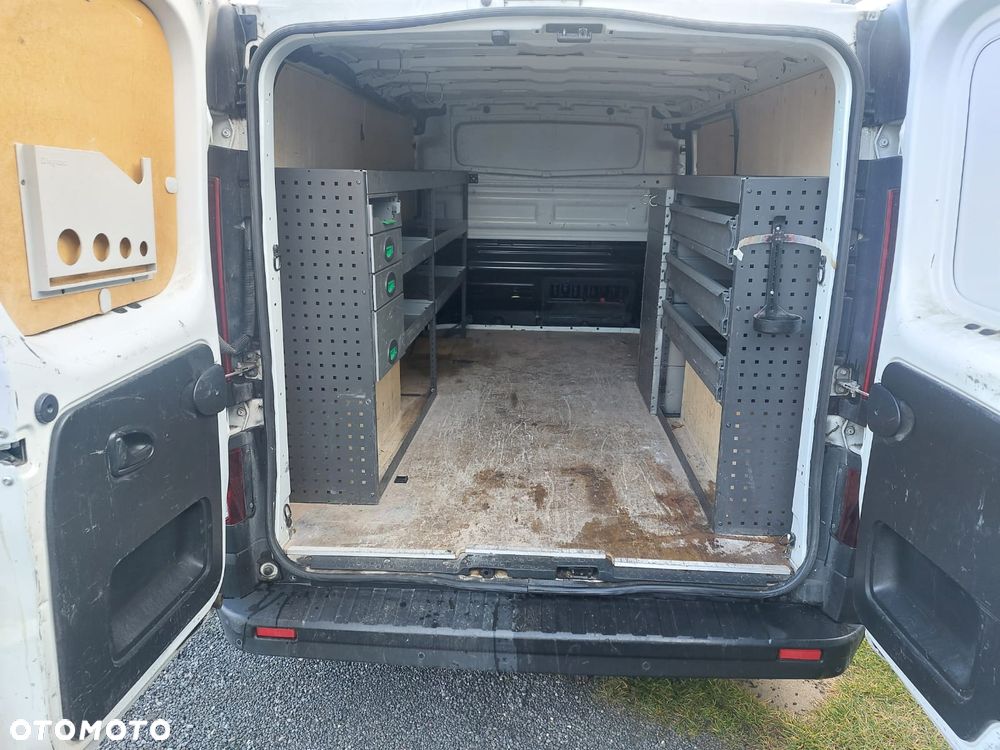 Renault Trafic - 15