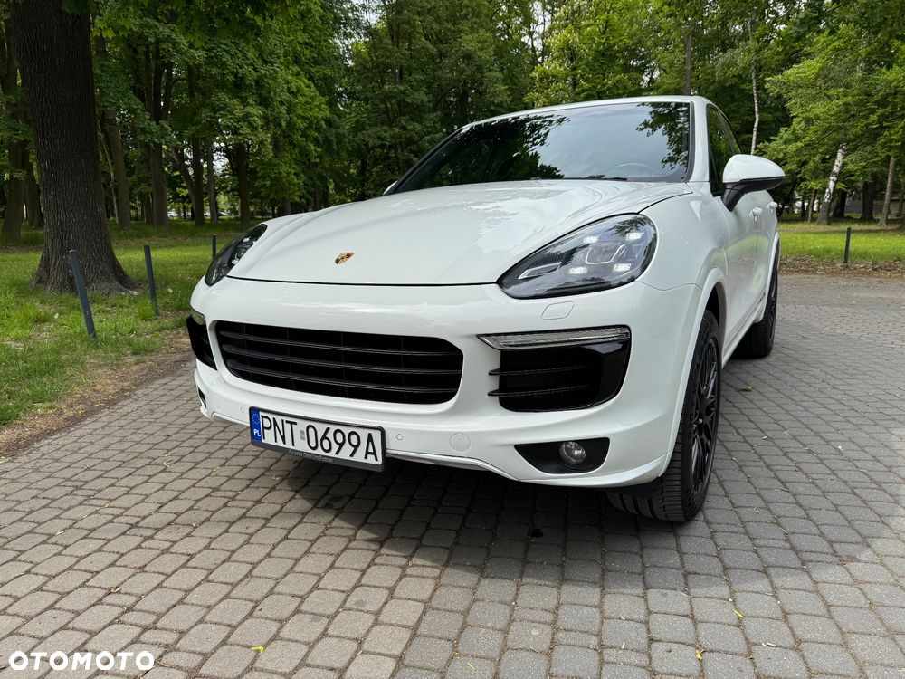 Porsche Cayenne Platinum Edition - 22