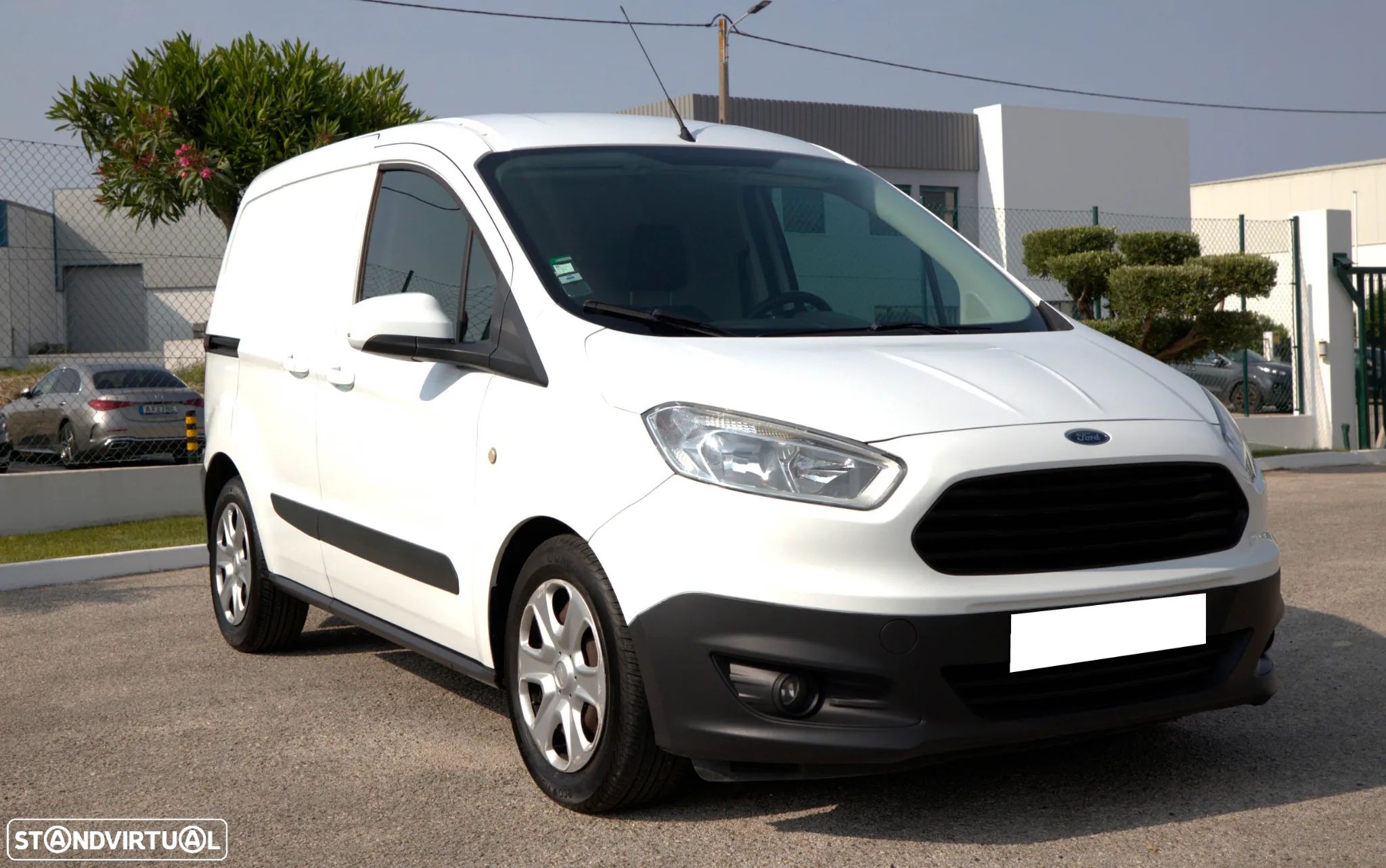 Ford Courier - 1