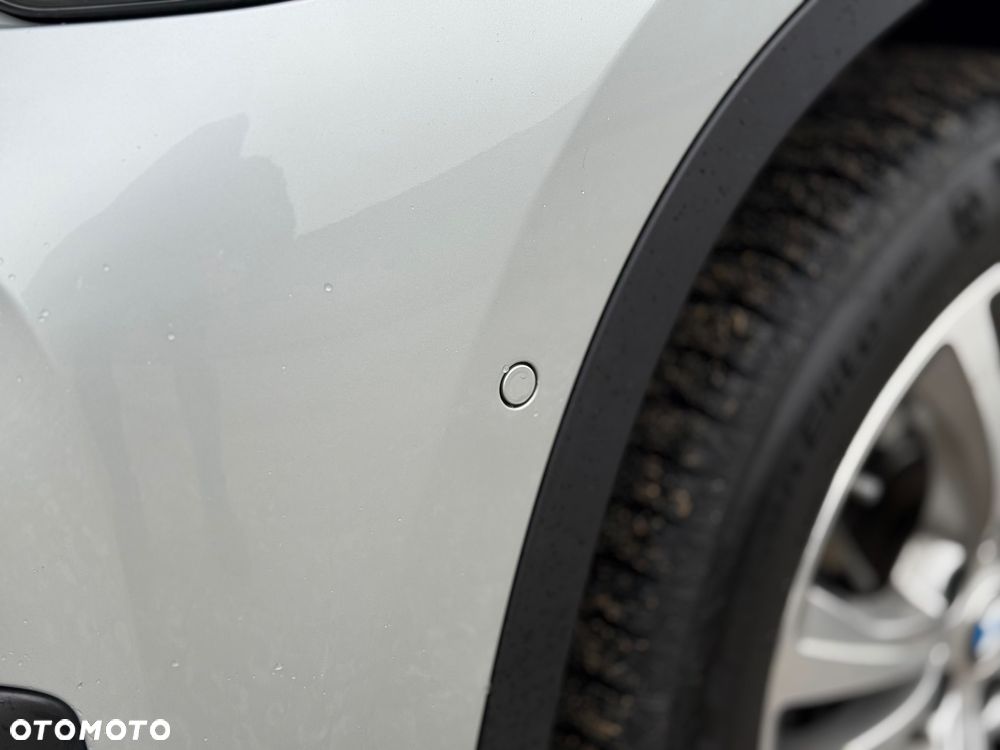 BMW X1 xDrive20d - 11