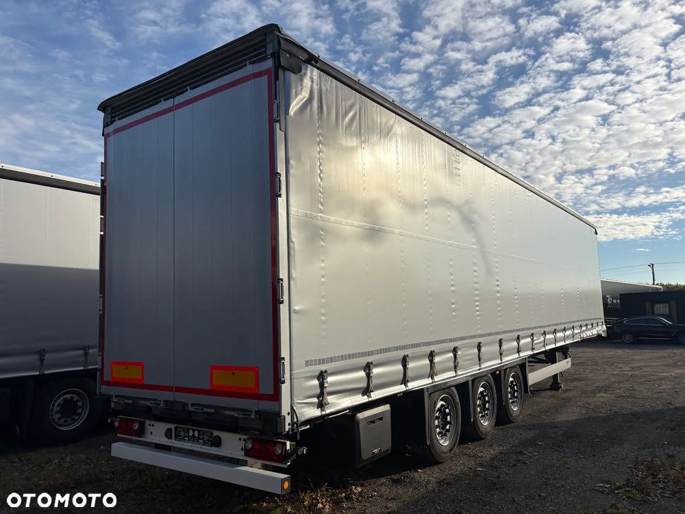 Schmitz Cargobull Varios Mega oś podnoszona - 4