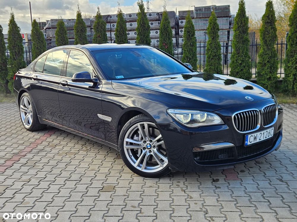 BMW Seria 7 750i xDrive Edition Exclusive - 38