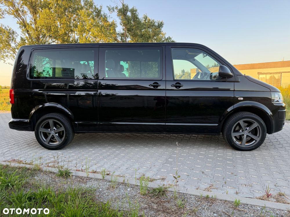 Volkswagen Caravelle - 3