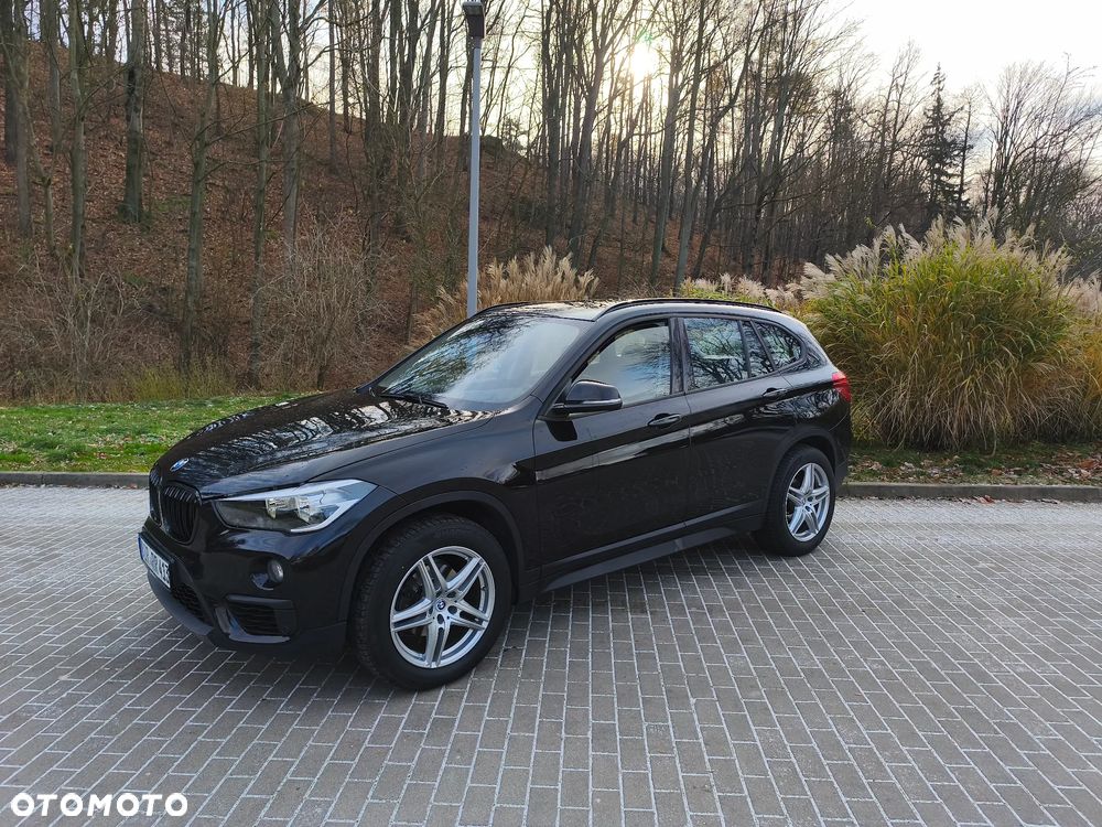 BMW X1 xDrive18d Advantage - 3