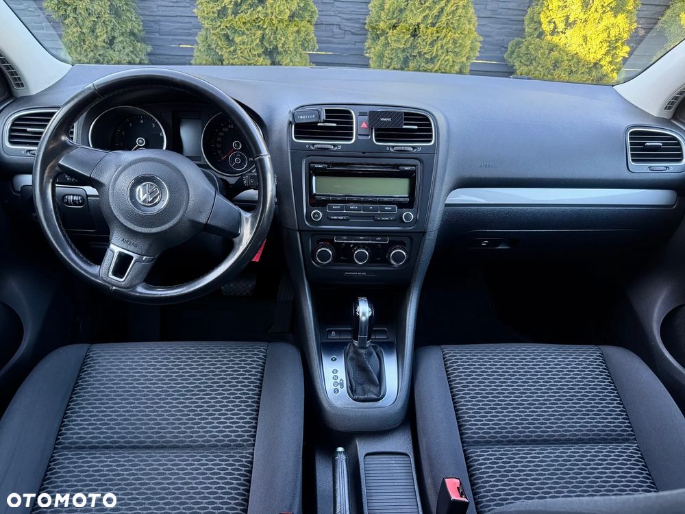 Volkswagen Golf - 14