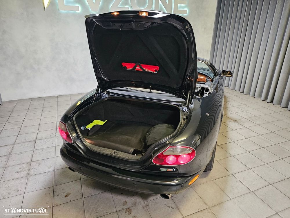 Jaguar XK XKR 4.2 Coupé SC - 24