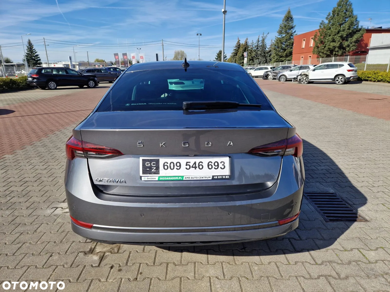 Skoda Octavia 2.0 TDI Ambition DSG - 4