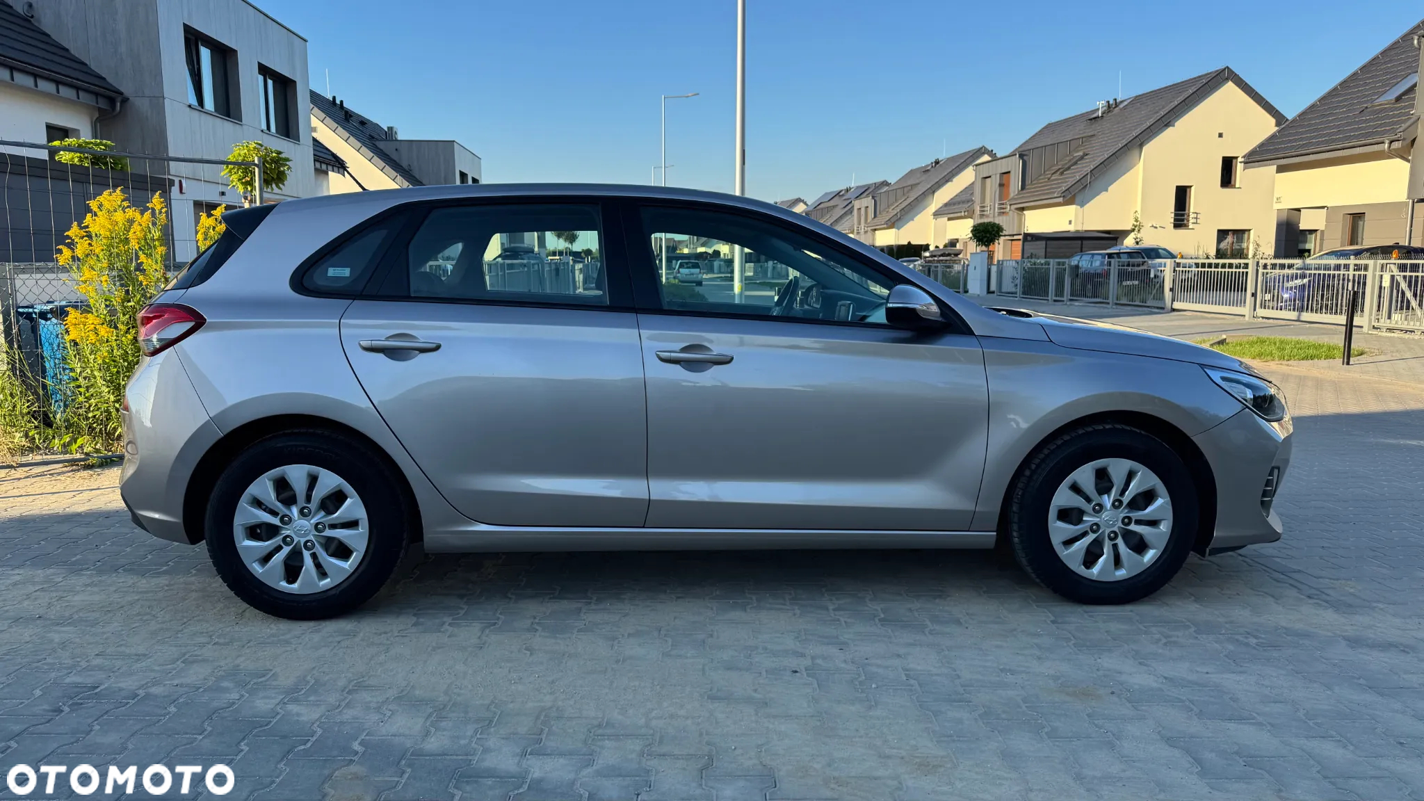 Hyundai i30 1.4 Classic + - 13