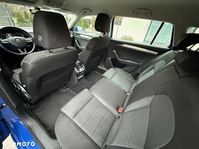 Skoda Superb 1.6 TDI Ambition - 8