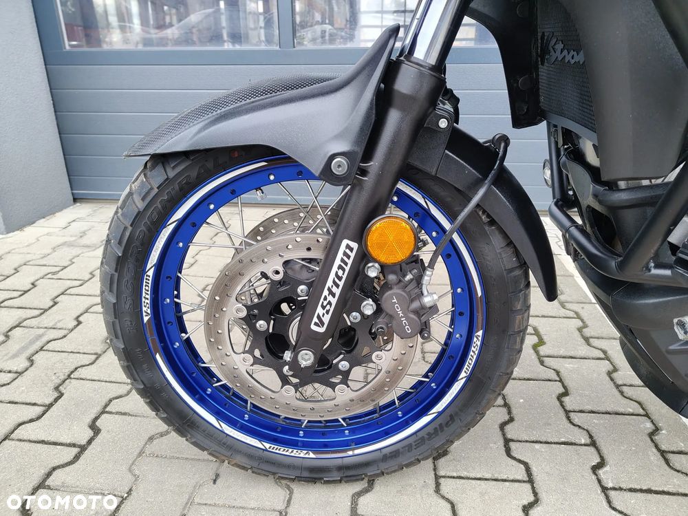 Suzuki V-STROM - 13