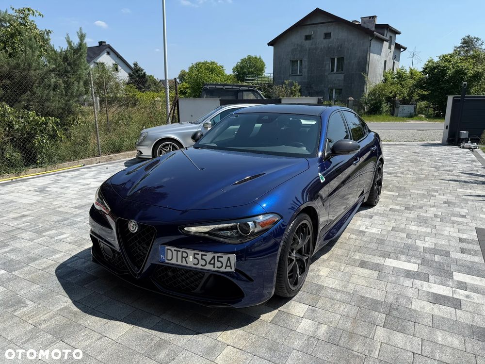 Alfa Romeo Giulia 2.9 V6 Bi-Turbo AT8 Quadrifoglio - 5