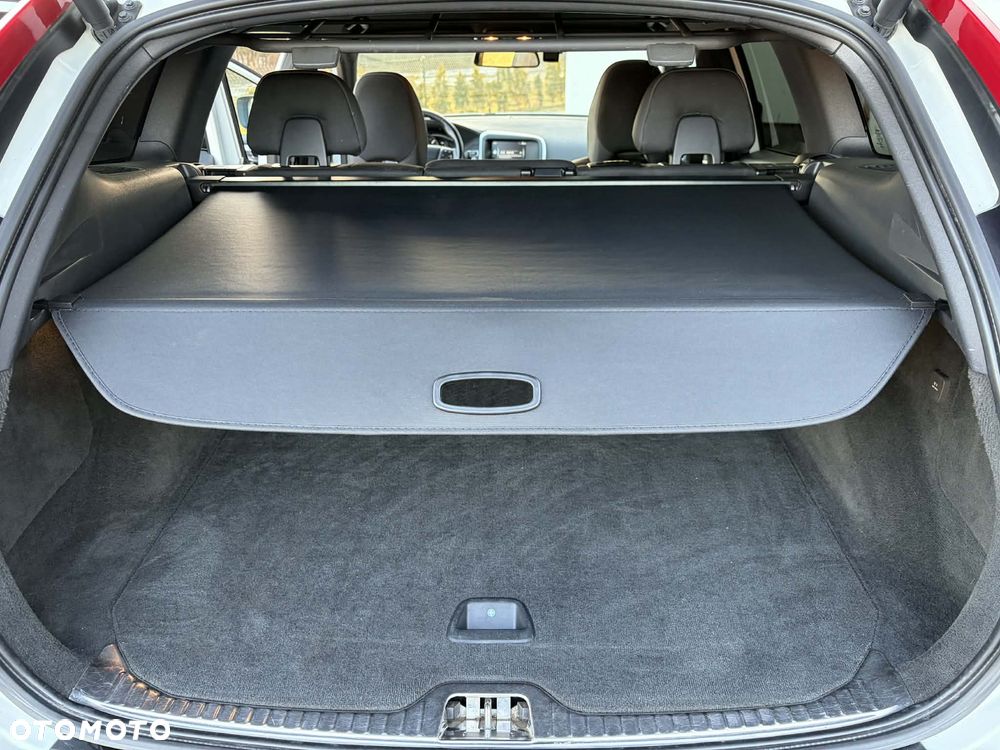 Volvo XC 60 D4 Geartronic Momentum - 21