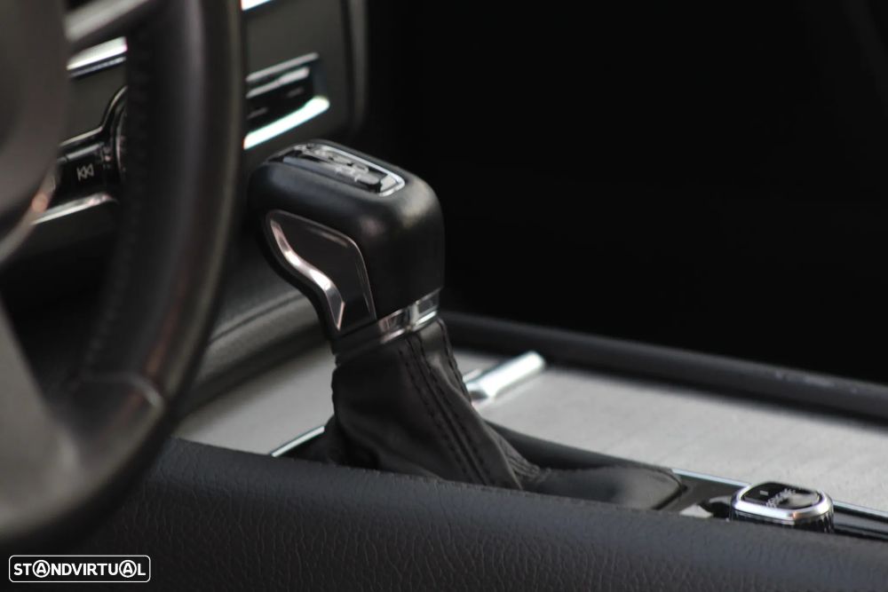 Volvo V90 2.0 D4 Inscription Geartronic - 26