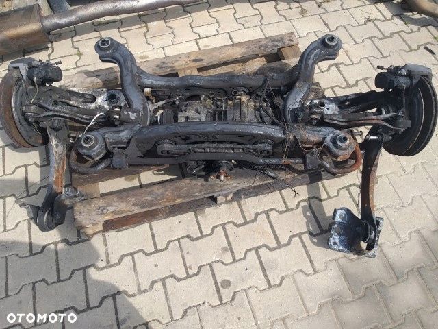 Mercedes A45s w177 zawieszenie tył belka wózek dyferencjał - 1