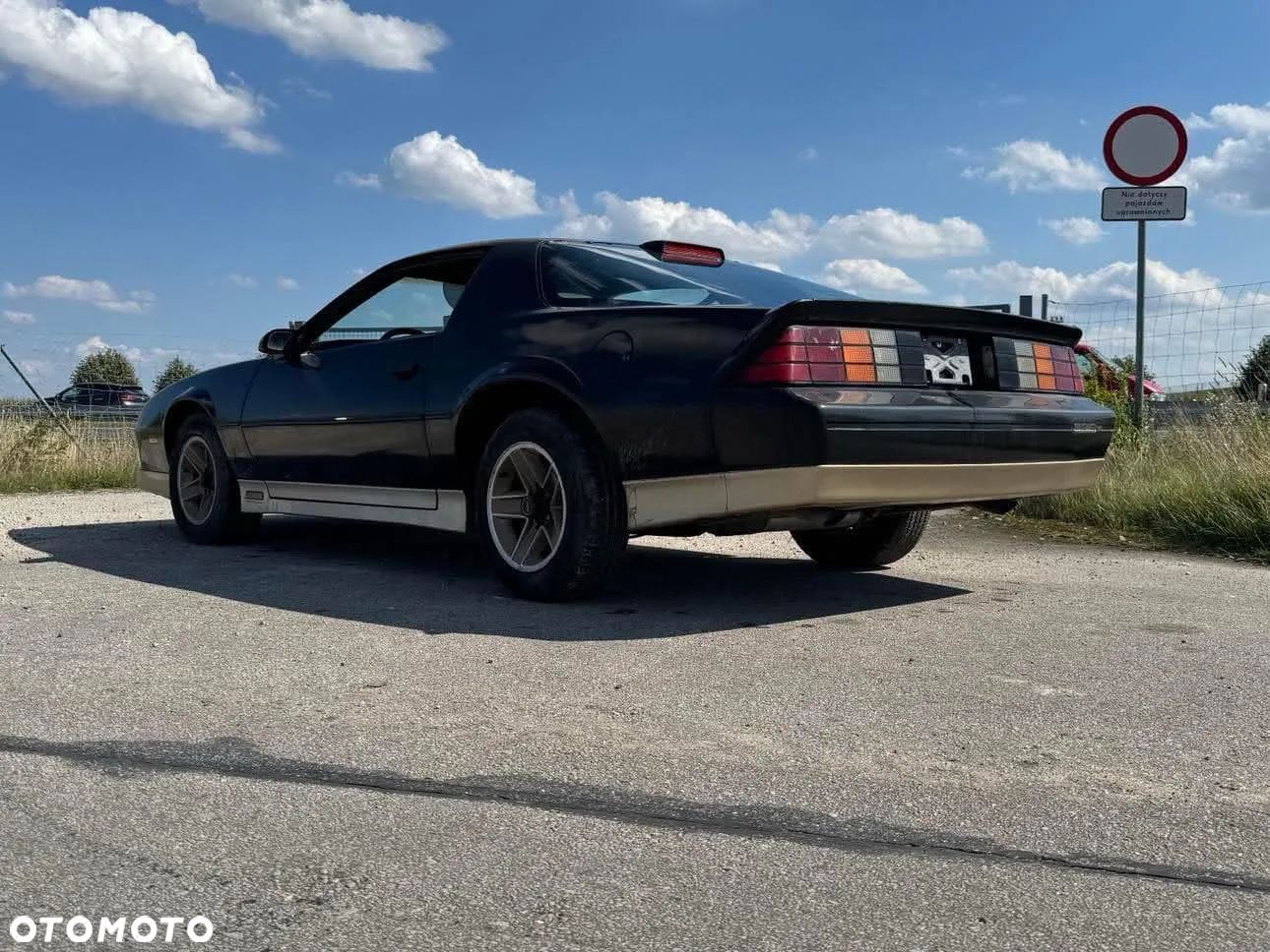 Chevrolet Camaro - 1