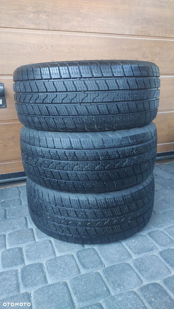 Opony Wielosezonowe POWERTRACK M+S 225/40/18 rocznik 2022 - 2