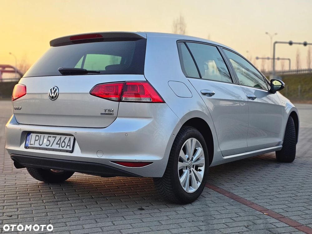 Volkswagen Golf 1.2 TSI BlueMotion Technology Cup - 16