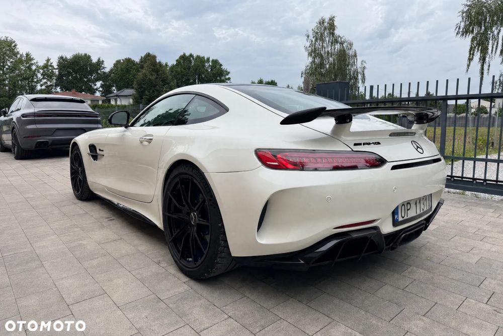 Mercedes-Benz AMG GT - 5