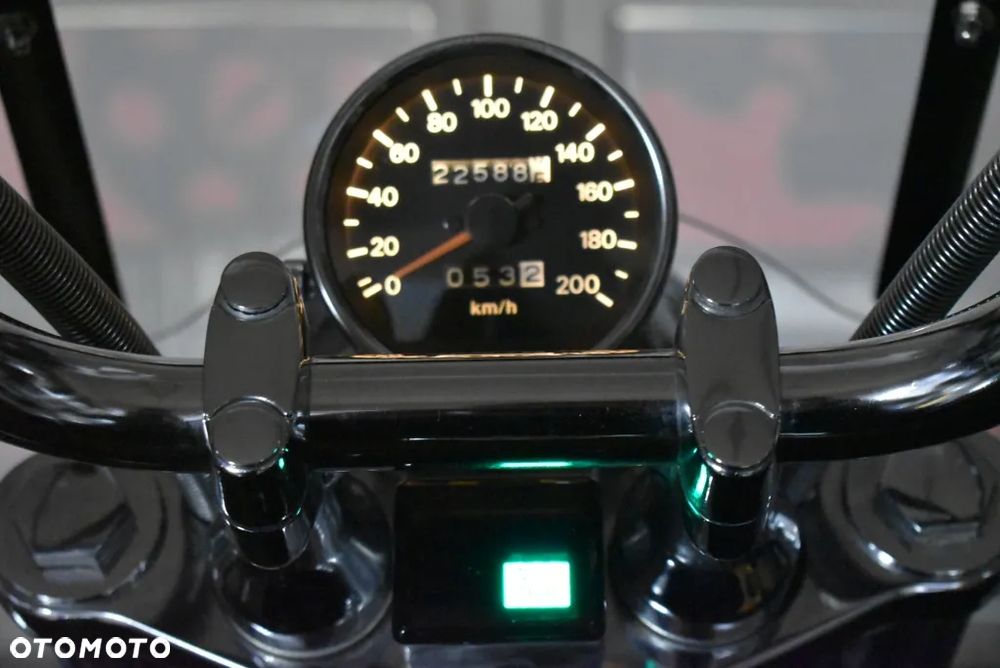Suzuki Intruder - 40