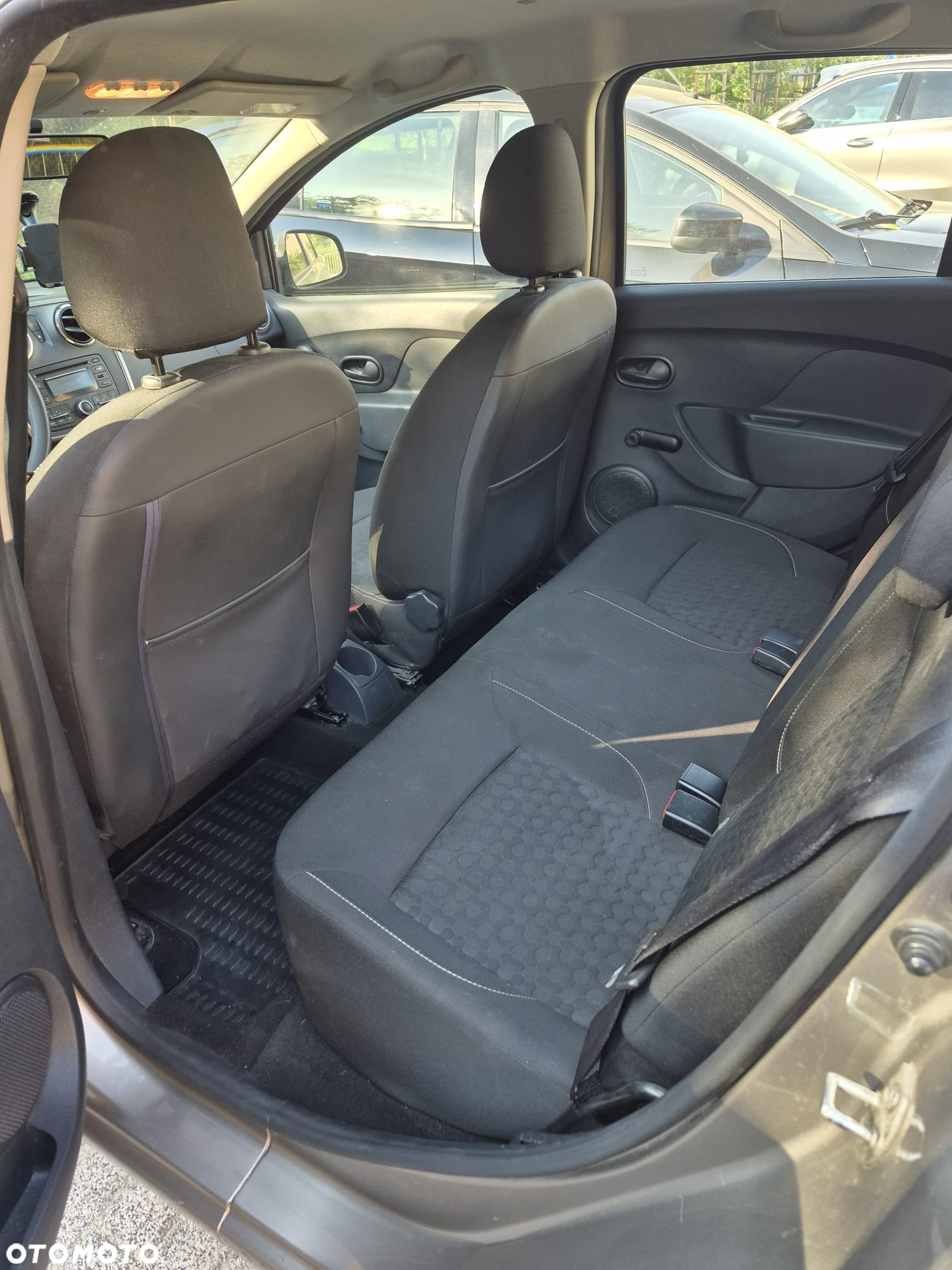 Dacia Sandero 1.2 16V Laureate - 4