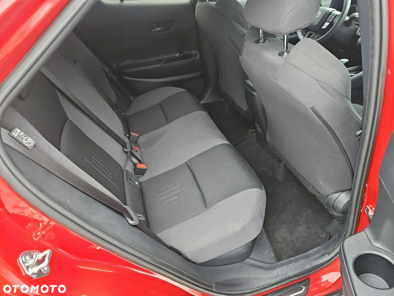 Toyota C-HR - 13
