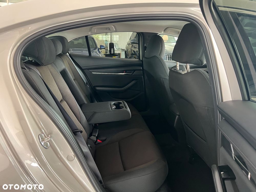 Mazda 3 2.0 mHEV Kanjo - 38