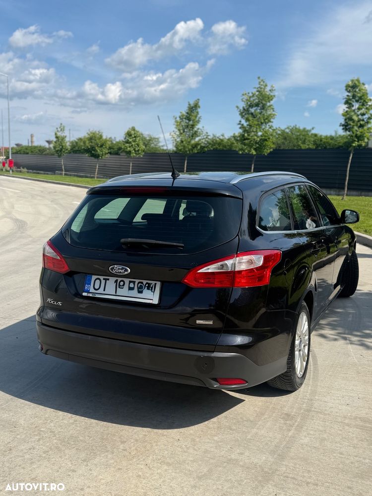 Ford Focus 1.6 TDCI DPF Ambiente - 4
