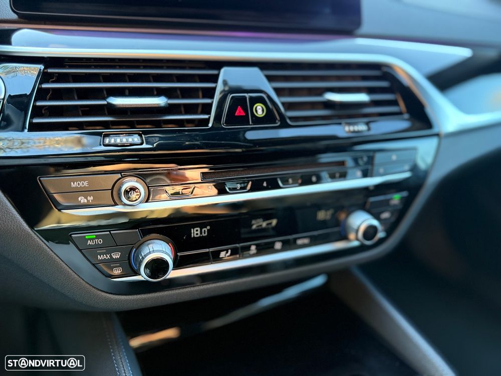 BMW 520 d Pack M Auto - 29