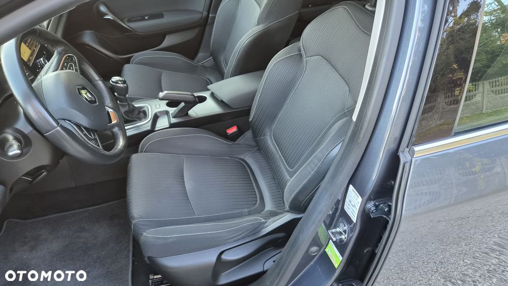 Renault Megane ENERGY TCe 100 PLAY - 11