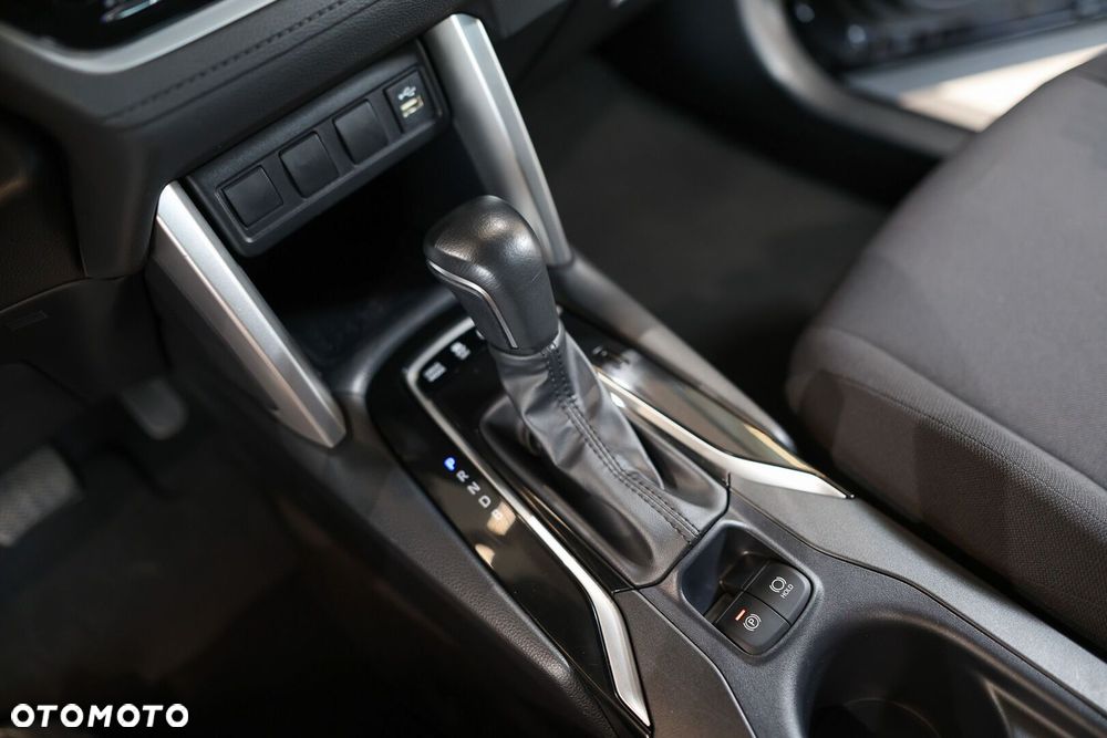 Toyota Corolla Cross - 20
